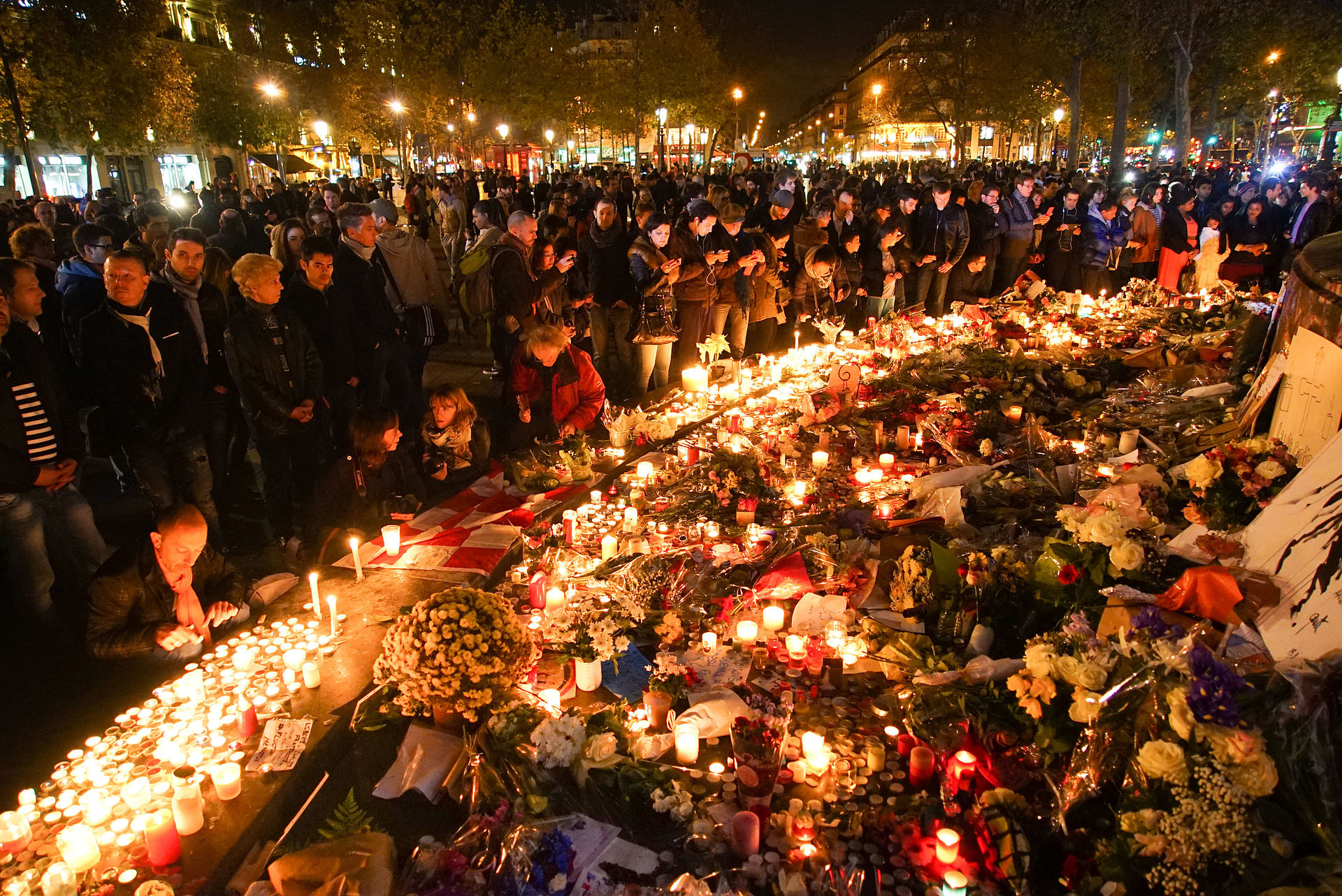 Ricordo degli attacchi di Parigi